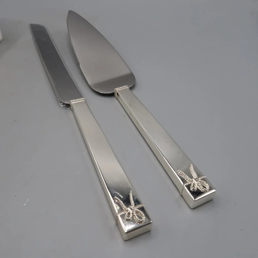 Wedgewood Vera Wang Love Knots Flute Champagne & Cake Knife Server Wedding Set